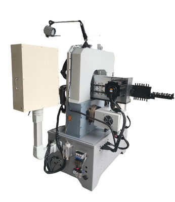 Máy làm máy bơm CNC 1.0-4.0mm Máy cuộn bơm với động cơ Sanyo Servo