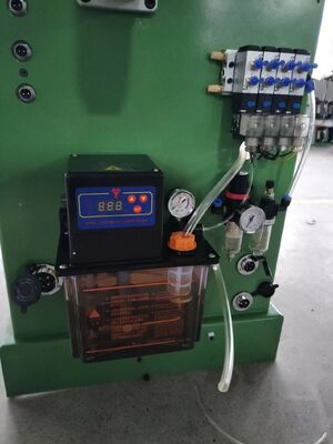 Tự động Spring Forming Machine, máy CNC Spring Với 100KG Decoiler
