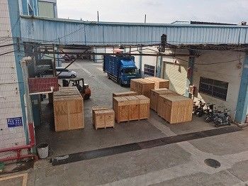 Máy tạo hình lò xo treo CNC động cơ Sanyo