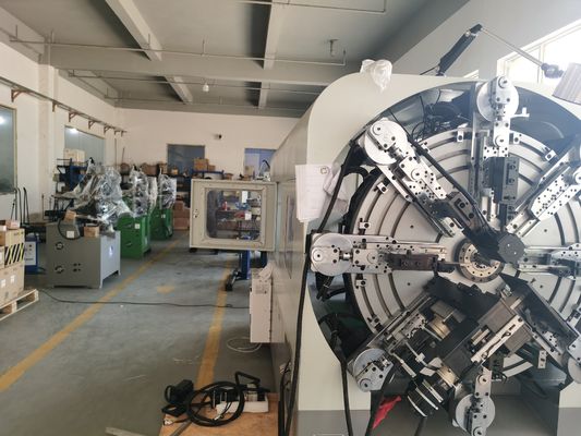 Máy cuộn lò xo CNC đa chức năng với hệ thống cuộn dây quay