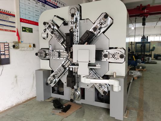 Máy vi tính không có trục cam Máy lò xo CNC đa năng Đầu ra nhanh