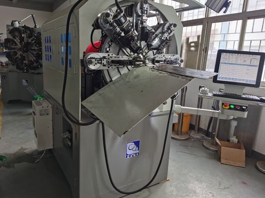 Rock miễn phí Camless 12 trục CNC xuân hình thành làm máy dây quay